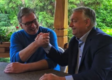 Маѓар ја отвори врската Орбан-Вучиќ, Вучиќ нервозно возврати