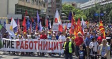 Работниците за 1 Мај: Не преговараме за достоинство, во нормална држава тоа ни следува
