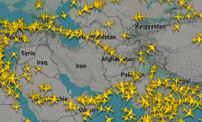 Иран делумно го отвори воздушниот простор за меѓународни летови