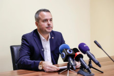 Паркирањето во Центар со нови правила: едно бесплатно место по стан, третото возило како луксуз