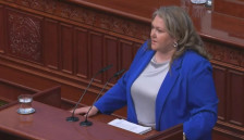 Петровска до ВМРО-ДПМНЕ: Ова не е патриотизам, туку лицемериe