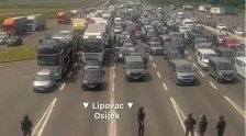 Хрватската полиција спречи масовна тепачка на автопат помеѓу навивачи на Динамо Загреб и Риека