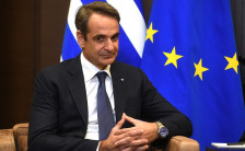 Поделби ја поткопуваат владејачката Нова демократија во Грција