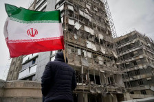 Америка повторно го нападна Иран, Техеран веднаш возврати со напад врз американската база