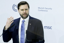Договорот со Иран виси на Трамп, Венс вели „блиску сме“