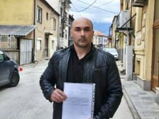 Чуден случај во Битола, наставник цела година држел часови а добил отказ