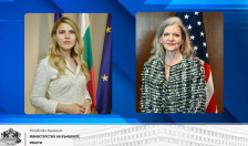 Македонците со бугарски пасоши ќе патуваат без визи во САД, Бугарија ги интензивира преговорите