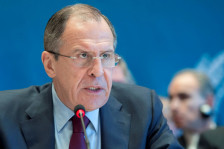 Лавров тврди дека има договор со САД за Украина