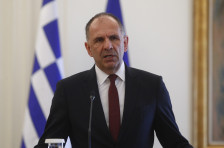Грција предупреди дека нема да прифати пренесување на војната во Украина кон Медитеранот