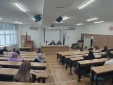 Во сабота матурантите полагаат државна матура