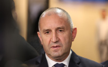 Радев: Нема простор за средба со Мицкоски, тој има проблем со ЕУ
