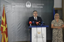 „Фали ме усто да не те раскинам“, Минчев се самопофали, министрите на ЗНАМ биле одлични