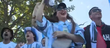 ВИДЕО: Хаос пред натпреваот меѓу Аргентина и Алжир: Навивачи се степаа пред мундијалскиот спектакл