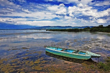 Дојран се подготвува за летото, водата во езерото одлична за капење