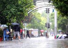 Викендов облачно со дожд, од недела снег на планините и пад на температурите | Сител Телевизија