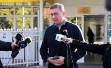 Помалиот син на премиерот е во добра здравствена состојба по труењето во ОУ „Димо Хаџи Димов“ | Сител Телевизија