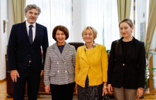 Сиљановска-Давкова: Творештвото на Чемерски заслужува темелно да се истражи, документира и претстави | Сител Телевизија