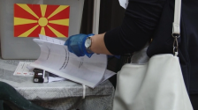 Почнува гласањето во вториот круг од локалните избори, се изјаснуваат болните и затворениците од 32 општини и Градот Скопје | Сител Телевизија