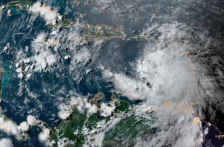 Бурата Клаудија усмрти три лица во Португалија, а предизвика поплави во Велика Британија | Сител Телевизија