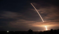 САД ја тестираа балистичката ракета „Minuteman III“ од воздухопловната база Ванденберг во Калифорнија до Маршалските острови | Сител Телевизија