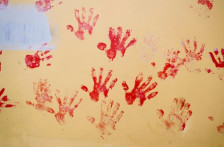 Извештај на ОН: Еден фемицид на секои 10 минути во светот | Сител Телевизија