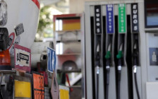 Еуродизелот поевтинува за два денара, цените на другите горива остануваат исти | Сител Телевизија