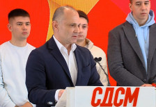 СДСМ прво ќе поднесе резолуција, па ќе организира протести против носење мигранти | Сител Телевизија