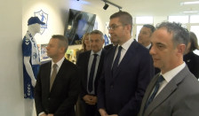 „Алкалоид” АД Скопје отвори нова микробиолошка лабораторија – во неа ќе се прават над 20.000 анализи годишно | Сител Телевизија