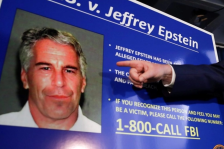 Министерството за правда на САД ги објави документи од истражните досиеја на Епштајн | Сител Телевизија