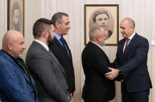 Радев: Впишувањето на Бугарите во Уставот на Македонија ќе го забрза нејзиниот пат кон ЕУ | Сител Телевизија