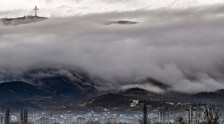 Променливо облачно со магла во котлините, од утре дожд и постудено | Сител Телевизија