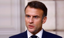 На Макрон му веруваат само една четвртина од Французите, најмалку од 2017 година | Сител Телевизија