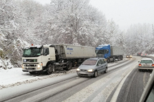 Забрана за камиони на Ѓавато, Пресека, Маврово – Дебар и Струга – ГП Ќафасан | Сител Телевизија