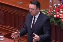 Николоски: Апелирам до ЕУ, македонските превозници да бидат ослободени од новите правила за влез во Шенген зоната за да не трпиме економски штети | Сител Телевизија