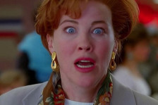 Почина Кетрин О’Хара, ѕвездата од „Сам дома“ | Сител Телевизија