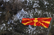 Студено и променливо облачно време со силен северен ветер | Сител Телевизија