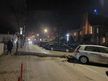 Паднато дрво кај Католичка – затворена улицата „Костурски Херои“ | Сител Телевизија