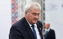 Сибиха: Нереално е завршување на војната во Украина без Трамп | Сител Телевизија