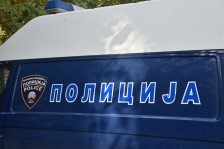 15-годишник украл паркиран автомобил и крадел од приватни имоти во Куманово | Сител Телевизија