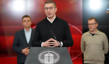 Мицкоски: Постигнат е договор, околу 11 000 административци ќе земат покачување на платите од скоро 40 отсто до 2028 година | Сител Телевизија