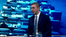 Мицкоски: Работиме на случаите со илегална дрога, ќе ја исчистиме државата од политичките криминалци | Сител Телевизија