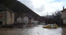 Над 200 евакуирани во Кичево поради поплава | Сител Телевизија