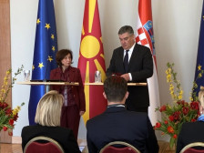 Сиљановска Давкова - Милановиќ: Патот на Македонија до членство во ЕУ предолго трае, но не по македонска вина | Сител Телевизија