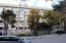 Фрлена течност пред Основниот суд во Куманово | Сител Телевизија