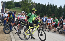 Велосипедска тура во сеќавање на жртвите и за поддршка на повредените во „Пулс“ | Сител Телевизија