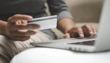 Третина од онлајн купувачите се пожалиле на проблеми при купувањето, најчесто за бавна испорака | Сител Телевизија