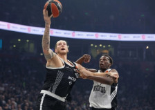 Двајца играчи на КК Партизан „заглавени“ на аеродром во Дубаи | Сител Телевизија