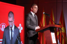 Мицкоски: Трагедијата во Кочани е еден од настаните во историјата на нашата држава што не се мери со време, туку со болката што ја остава зад себе | Сител Телевизија