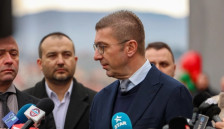 Мицкоски во Кочани на почеток на изградба на две улици и на увид на градежни активности | Сител Телевизија