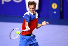 Медведев го победи Алкараз и ќе се соочи со Синер во финалето на Индијан Велс | Сител Телевизија